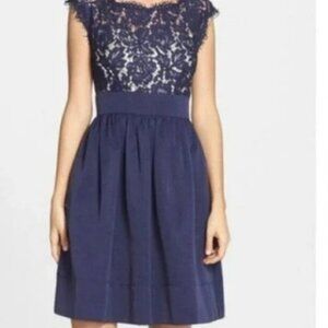 Eliza J cocktail dress 6 navy/ cream lace panel overlay prom wedding guest